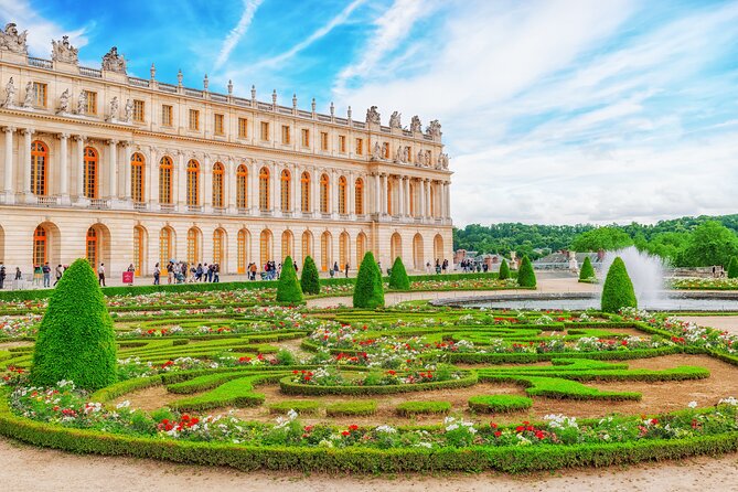 Versailles Palace Guided Tour & Gardens Option from Versailles - The gardens: choose the option carefully