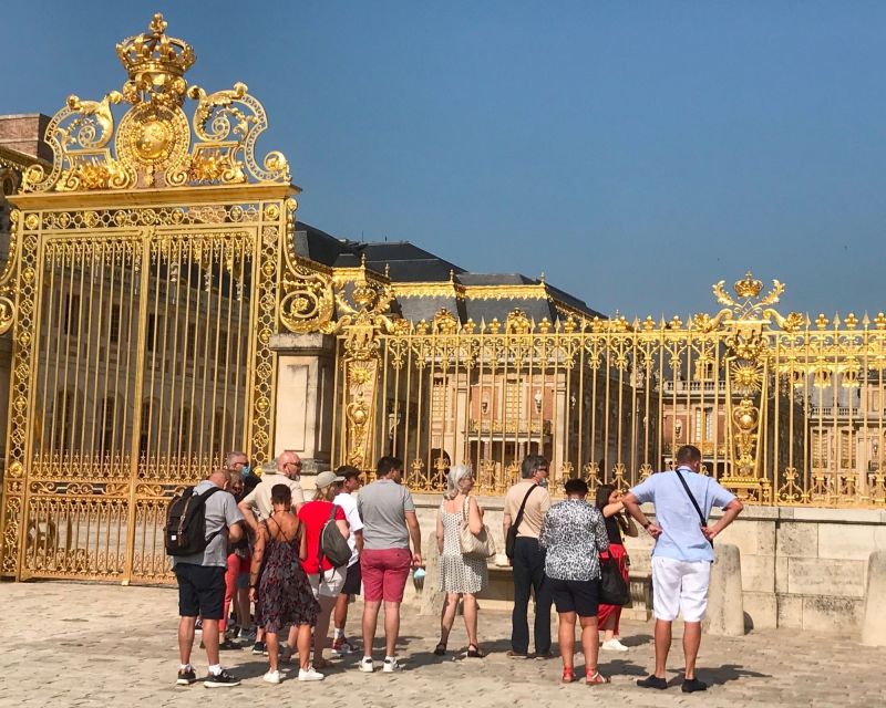 Versailles: Palace Guided Tour with Skip-the-Line Ticket - Why a guide helps inside Versailles