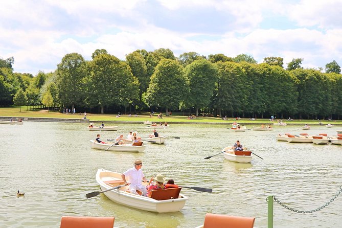 Versailles Palace & Marie-Antoinette's Estate Guided Tour - The guides make the large estate easier to read