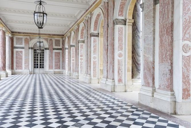 Versailles Palace & Marie-Antoinette's Estate Guided Tour - Inside the Palace of Versailles