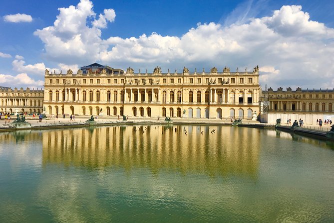 Versailles Palace Private Tailored Guided Tour With Hotel Pickup - Why private transport changes the Versailles visit