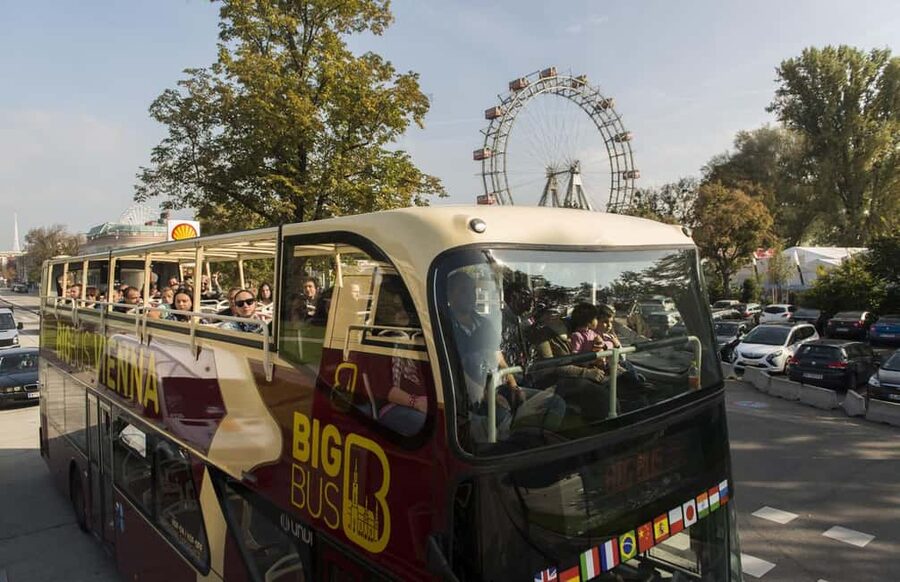 Vienna 3, 4 or 5-Attraction Pass: Schönbrunn, Belvedere, Bus - Who should choose this pass?
