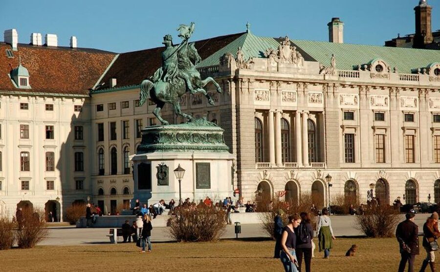 Vienna and Skip-the-Line Schönbrunn Palace Private Tour - The Ringstraße and Franz Josef’s grand Vienna