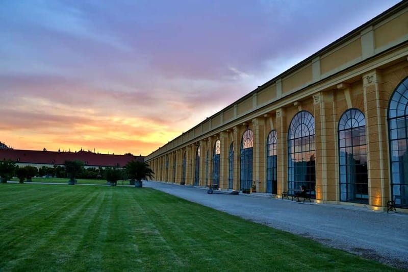 Vienna: Dinner & Concert at Schönbrunn Palace - Mozart, Strauss, and two opera voices