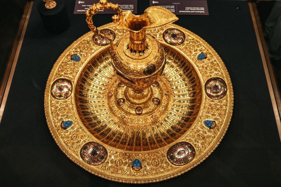 Vienna: Imperial Treasury in the Hofburg Palace - The Burgundian collection and Napoleon II’s cradle