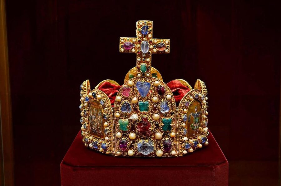 Vienna: Imperial Treasury & New Hofburg Palace Combo Ticket - Key points to know