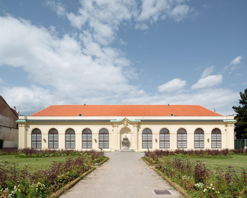 Vienna: Lower Belvedere Entry Ticket & Temporary Exhibitions - Lower Belvedere compared with Upper Belvedere