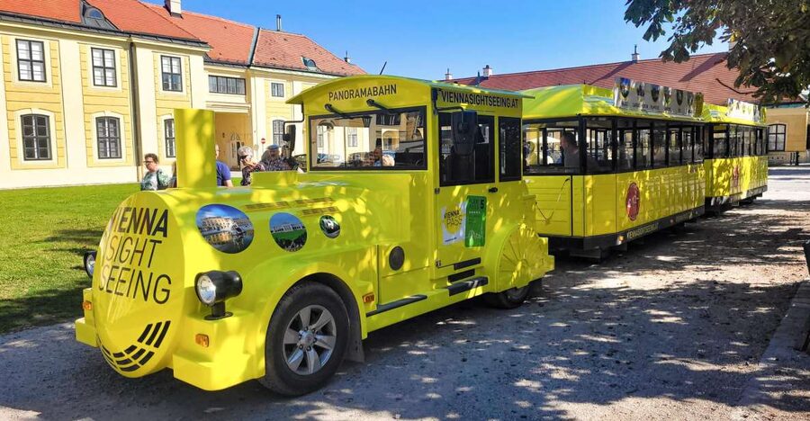 Vienna: Panorama Train Tickets to explore Schönbrunn Palace - Why the Panoramabahn helps at Schönbrunn