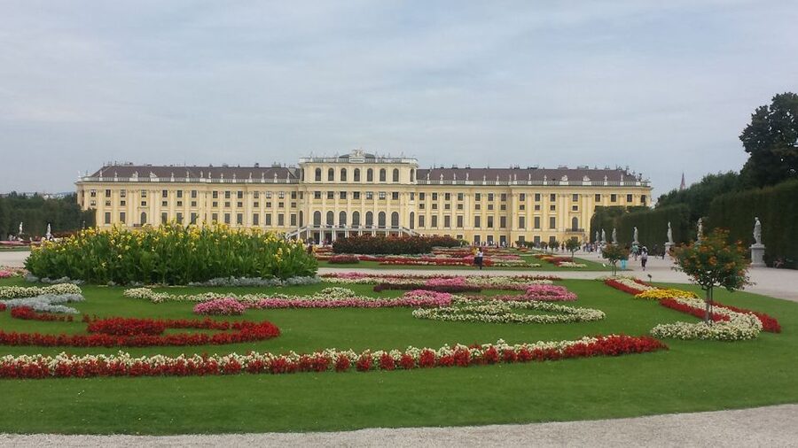 Vienna: Schönbrunn Palace and City Center Guided Tour - Meeting at the main gate