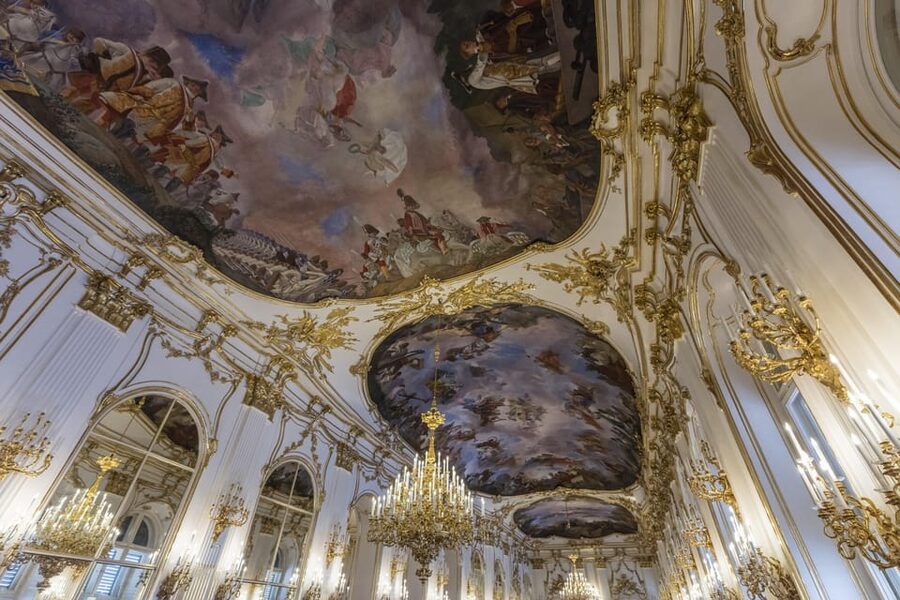 Vienna: Skip-the-Line Schönbrunn Palace and Gardens Tour - Who should book this Schönbrunn tour?