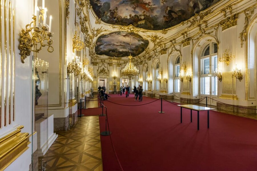 Vienna: Skip-the-Line Schönbrunn Palace and Gardens Tour - Final call: book it for context and convenience