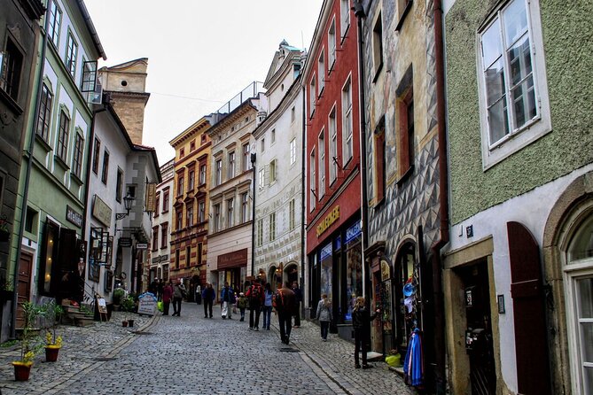Walking private guided tour in Cesky Krumlov with local certified guide - Pickup, timing, and meeting arrangements
