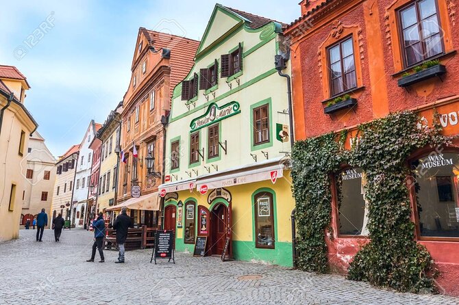 Walking private guided tour in Cesky Krumlov with local certified guide - How to make the most of the short route