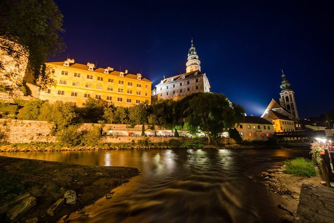 Walking private guided tour in Cesky Krumlov with local certified guide - Who will enjoy this tour most