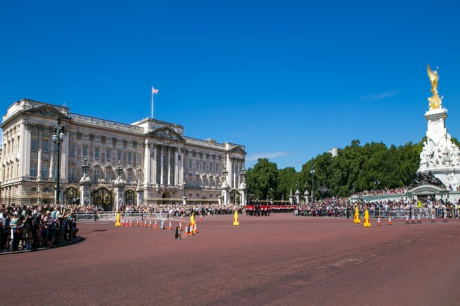 Walking Tour of London Westminster Abbey, Big Ben, Buckingham - St. James’s Park and the royal approach