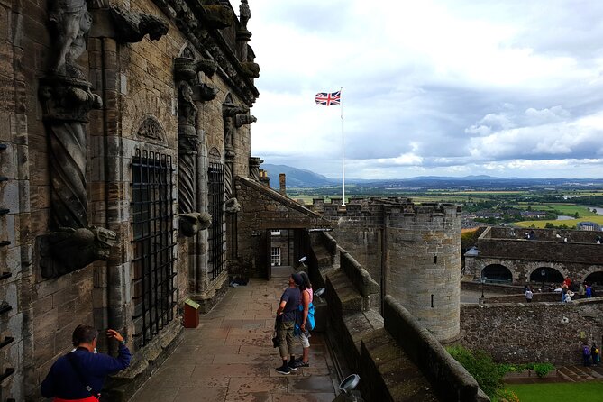 Wallace monument, Stirling Castle, Linlithgow Palace Private Tour - Price, tickets, and what the day really costs