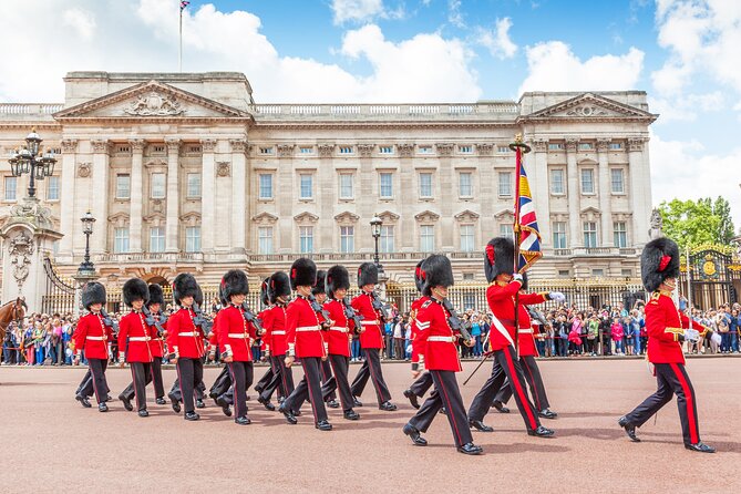 Westminster Abbey, Big Ben, Buckingham Guided Tour of London - Jermyn Street shows London beyond the monuments