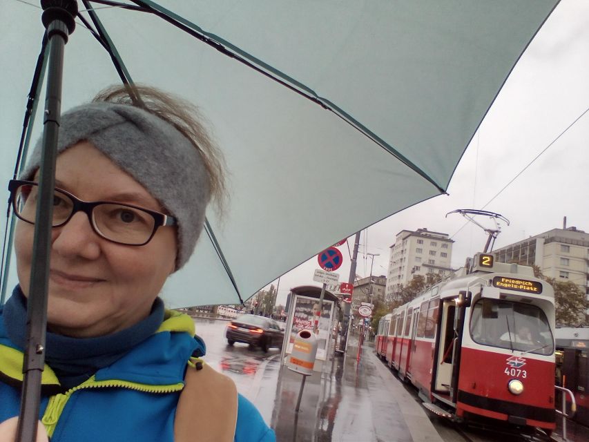 Wien: Tours with locals by public transport & walking - Is $56 a fair price?