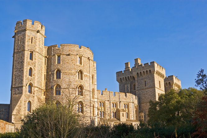 Windsor Castle Half Day Trip from London by Luxury Coach - How much can you see before 1:30 p.m.?
