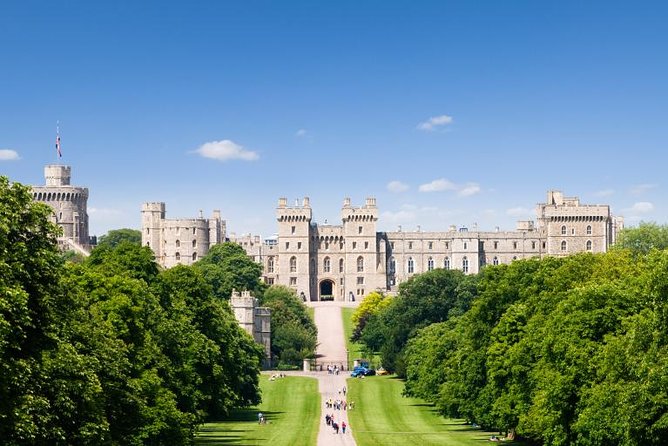 Windsor Castle Tour from London with Transportation & Audio Guide - Why Windsor Castle is worth the trip from London