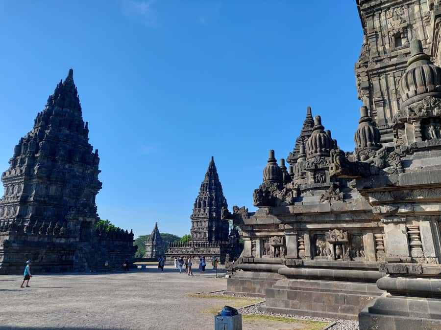 Yogyakarta: Prambanan Temple Morning Tour and Palace Tour - A closer look at the Prambanan visit